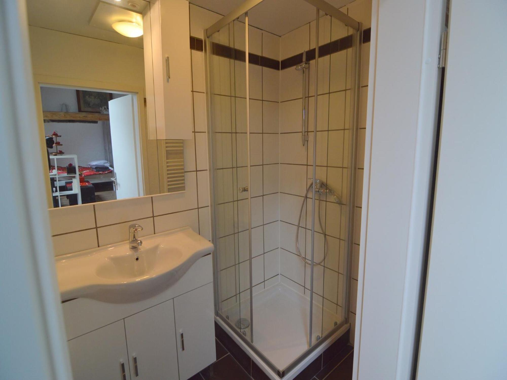Cozy Apartment In Immerath With Fishing Near Экстерьер фото