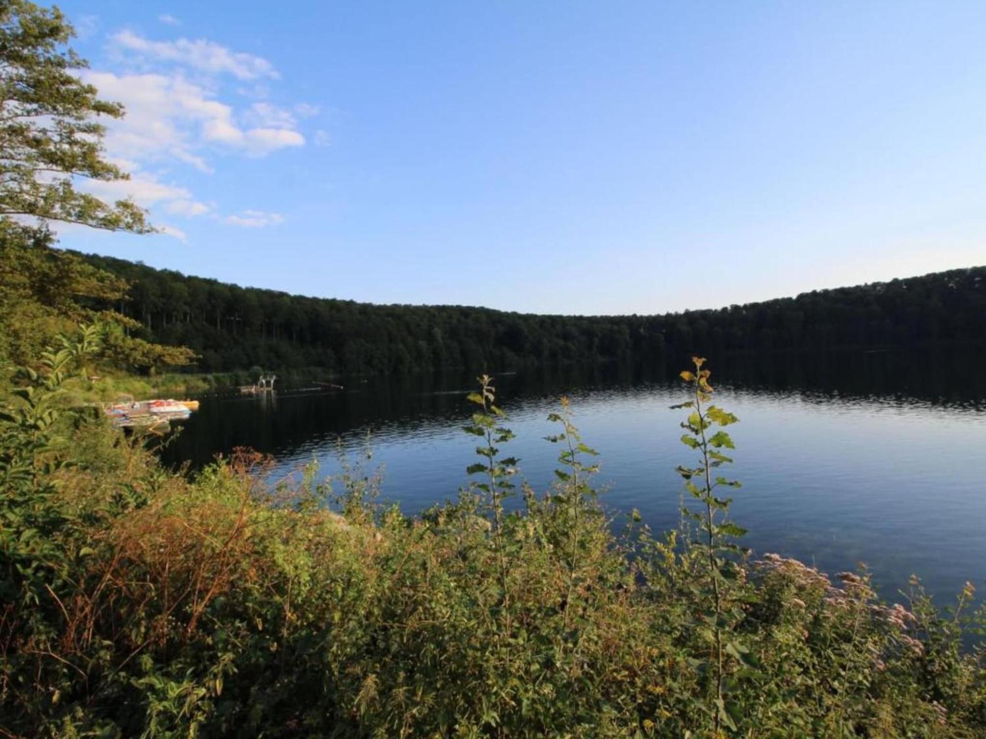 Cozy Apartment In Immerath With Fishing Near Экстерьер фото