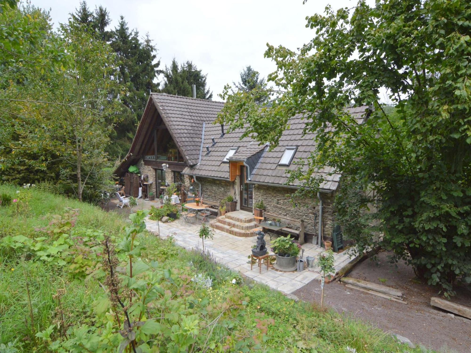 Cozy Apartment In Immerath With Fishing Near Экстерьер фото